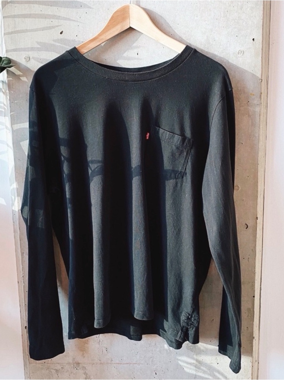 Levi’s Long Sleeve T Shirt